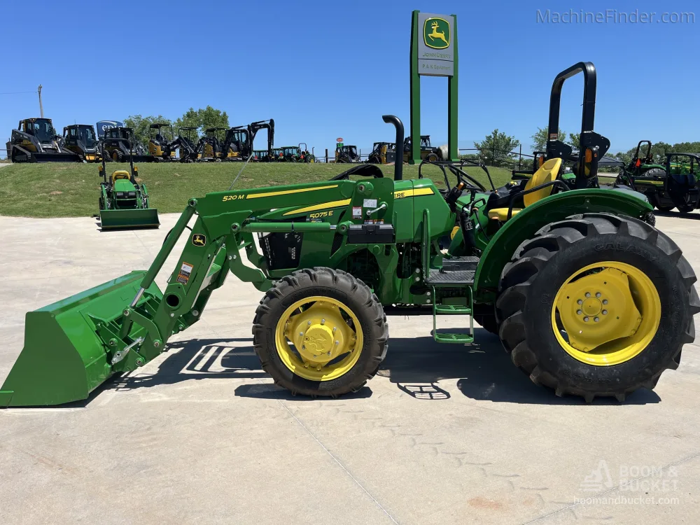 2022 John Deere 5075E Tractor Loader Package