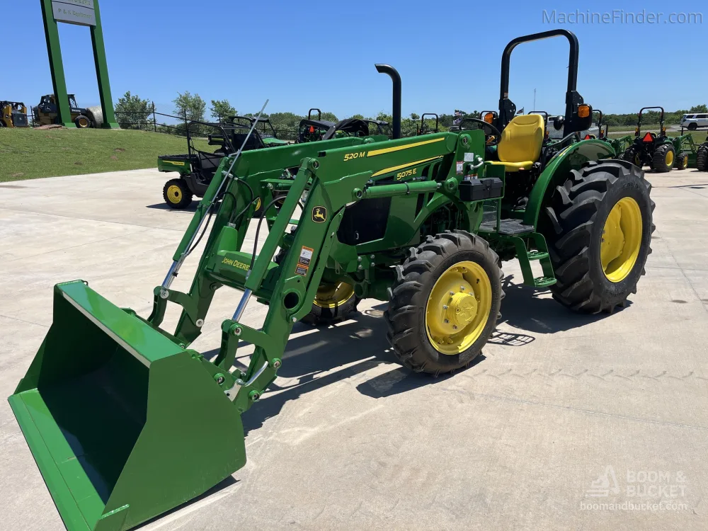 2022 John Deere 5075E Tractor Loader Package